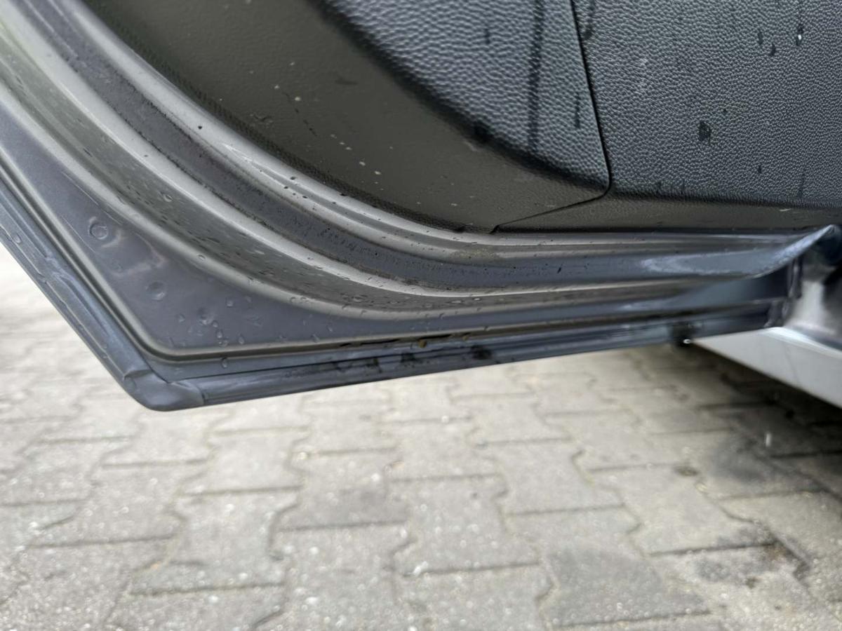 Opel Astra H original T&uuml;r hinetn links Z163 Lichtsilber Flie&szlig;heck Rohbau Bj.2009